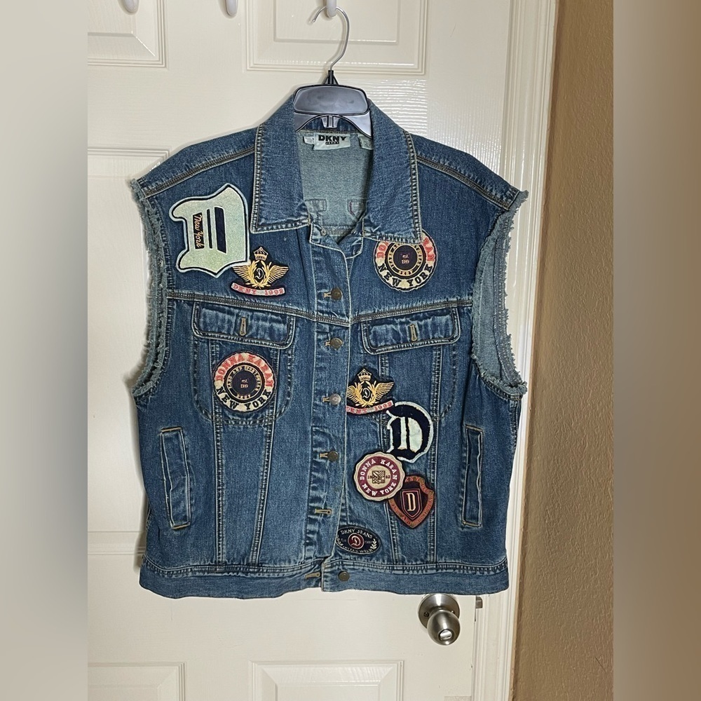 VINTAGE 92’ designer Donna Karan NY unique denim Felt Letterman vest Size 12 - Picture 11 of 12